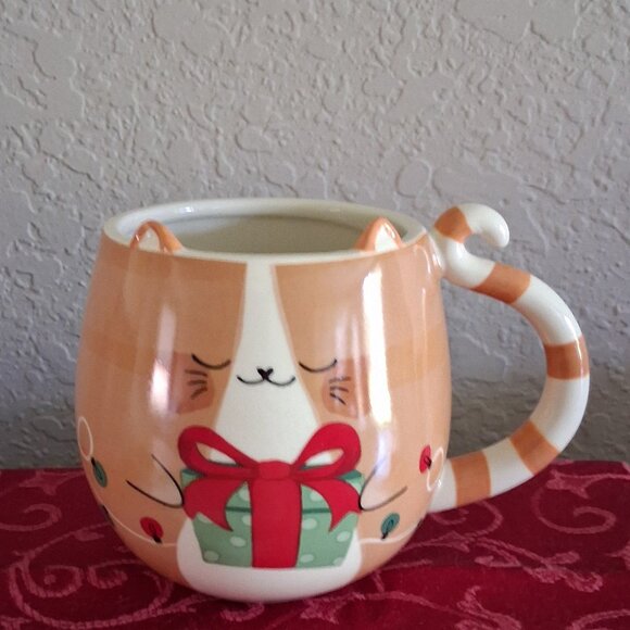 St. Nicholas Square Tan Ceramic Holiday Cat Themed Coffee Mug - Picture 1 of 10